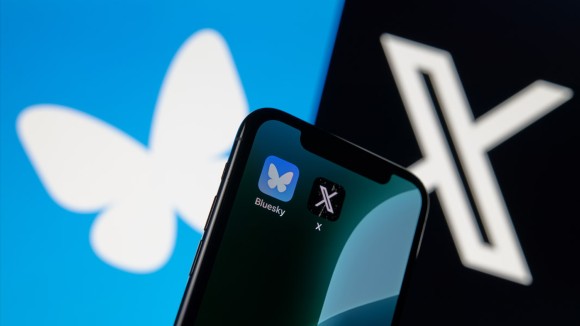 Bluesky Unggul Dalam Menyebarkan Ilmu Dibandingkan X Setelah Akuisisi Elon Musk