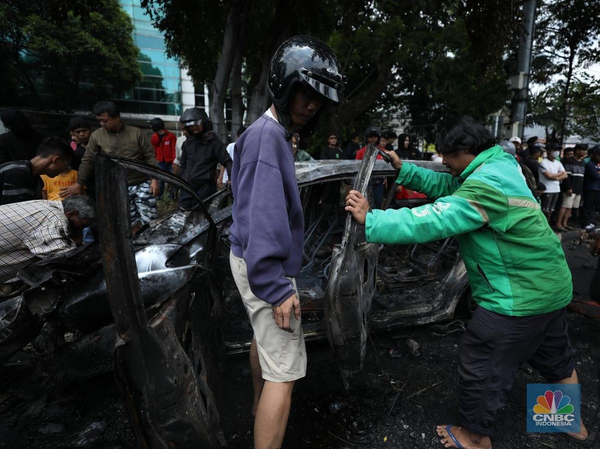 Ribuan Ojol Demo Serentak Tuntut Keadilan atas Meninggalnya Affan Kurniawan