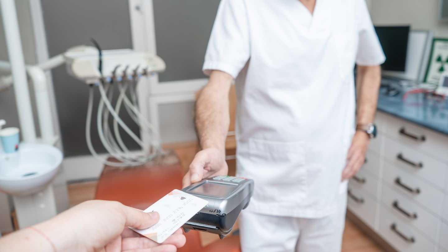 Worldpay Perpanjang Kemitraan Eksklusif dengan Henry Schein One untuk Pembayaran Terintegrasi