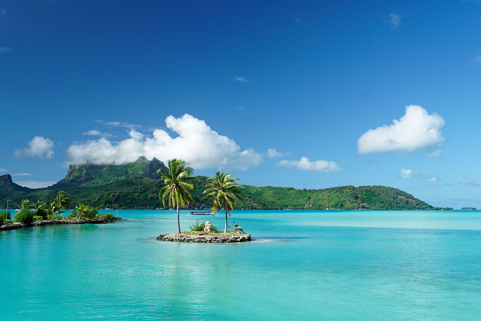 Bitcoin Jadi Pilihan Pembayaran di Liburan Mewah, Apa Untung Ruginya?