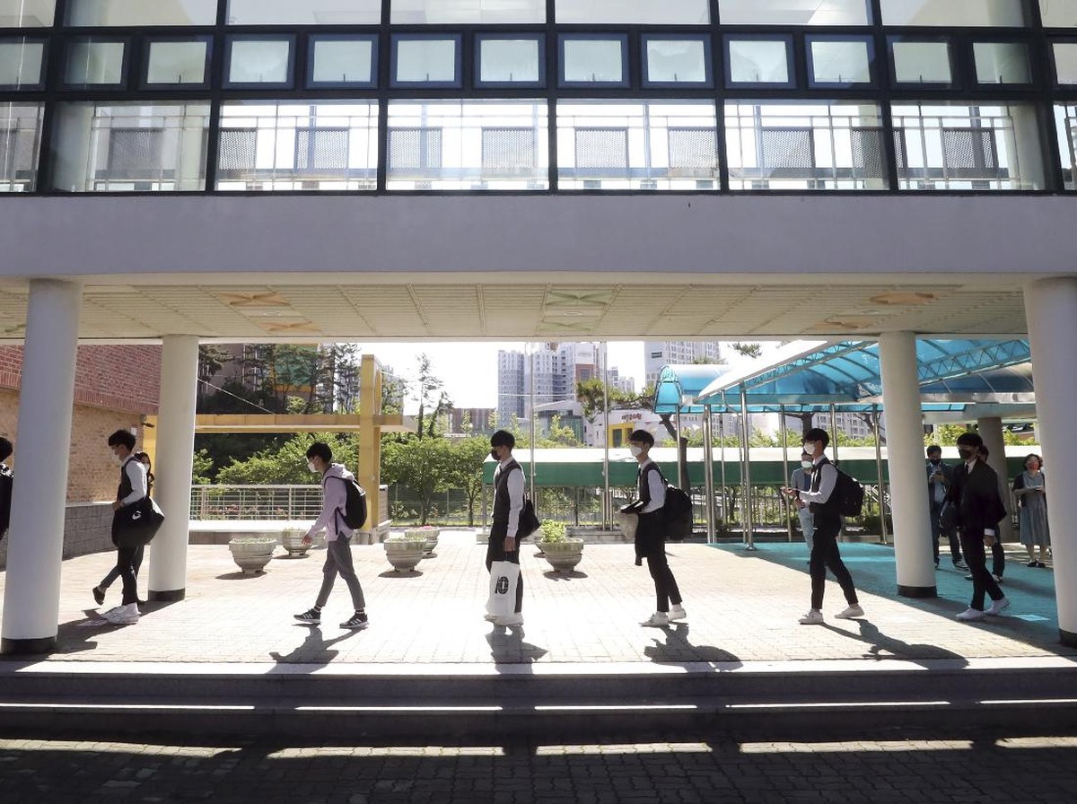 Korea Selatan Larang Penggunaan Ponsel di Kelas Mulai 2026 untuk Atasi Kecanduan Media Sosial