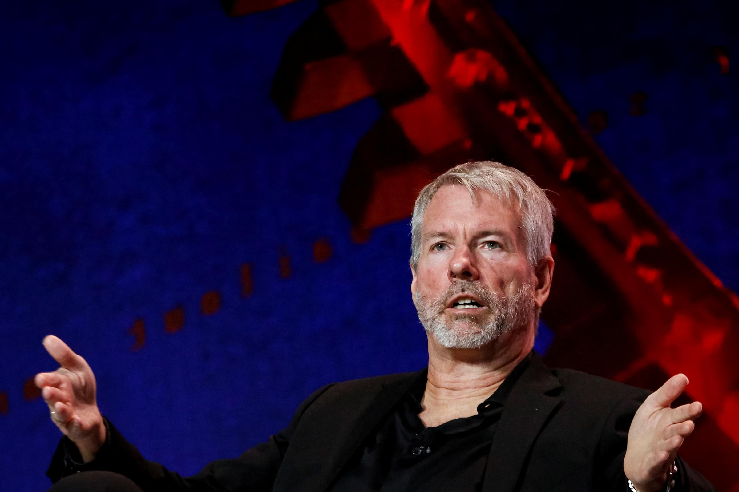 Kenapa Volatilitas Bitcoin Turun? Perusahaan Mulai Borong Bitcoin Massal