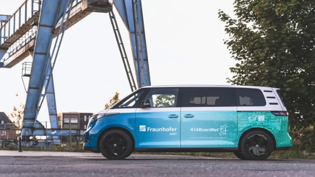 Mobil Pintar Belajar Mendengar: Teknologi Baru Untuk Keselamatan Jalan