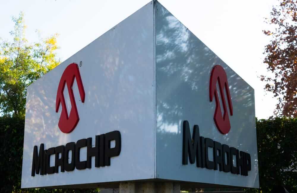 Microchip Technology: Kekuatan Tersembunyi di Pasar Semikonduktor yang Bergolak