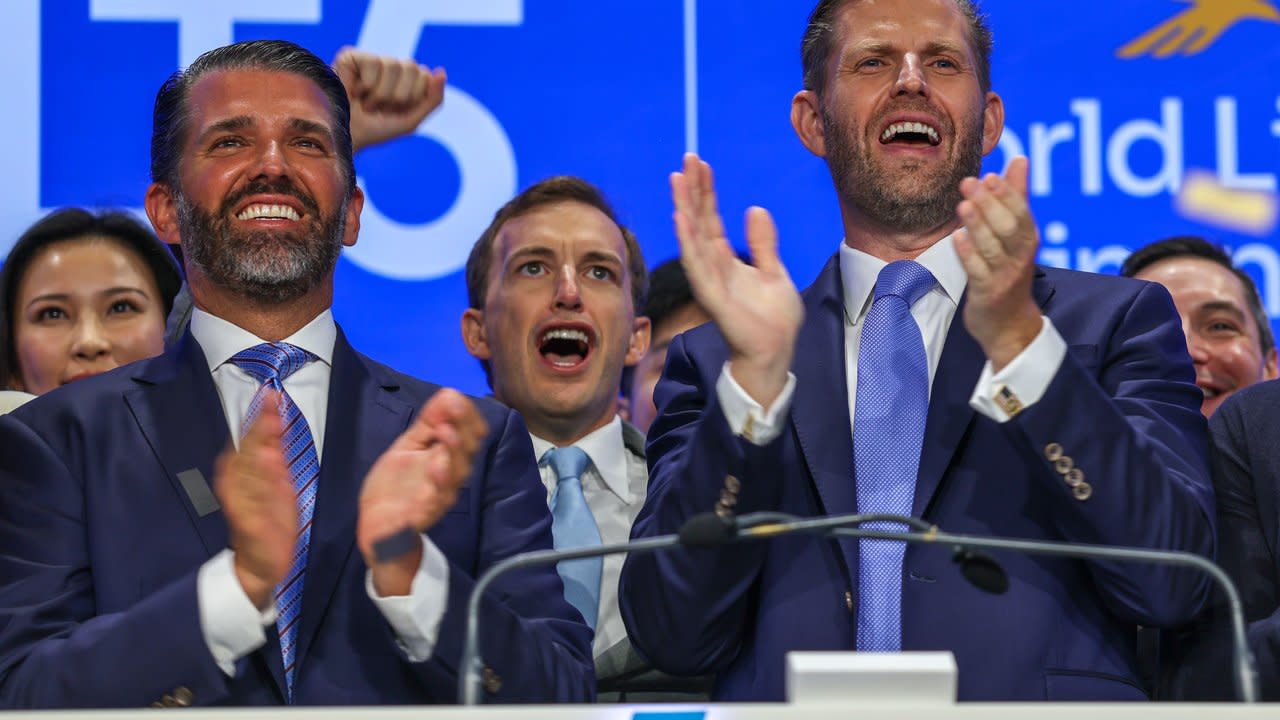 Token WLFI Keluarga Trump Meluncur, Harga Turun dan Kontroversi Meningkat