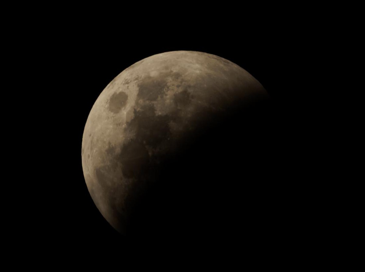 Gerhana Bulan Total 7 September 2025: Waktu, Cara Melihat, dan Peringatan Banjir Rob