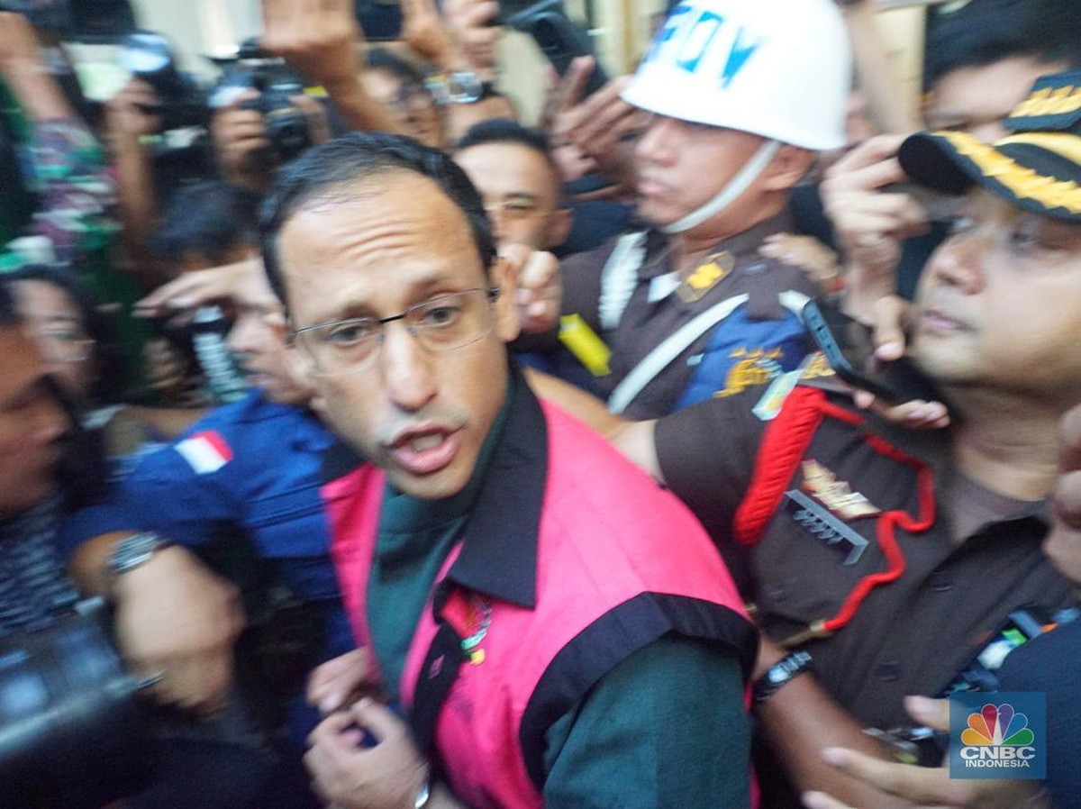 Nadiem Makarim Ditetapkan Tersangka Korupsi Pengadaan Chromebook di Kemendikbud