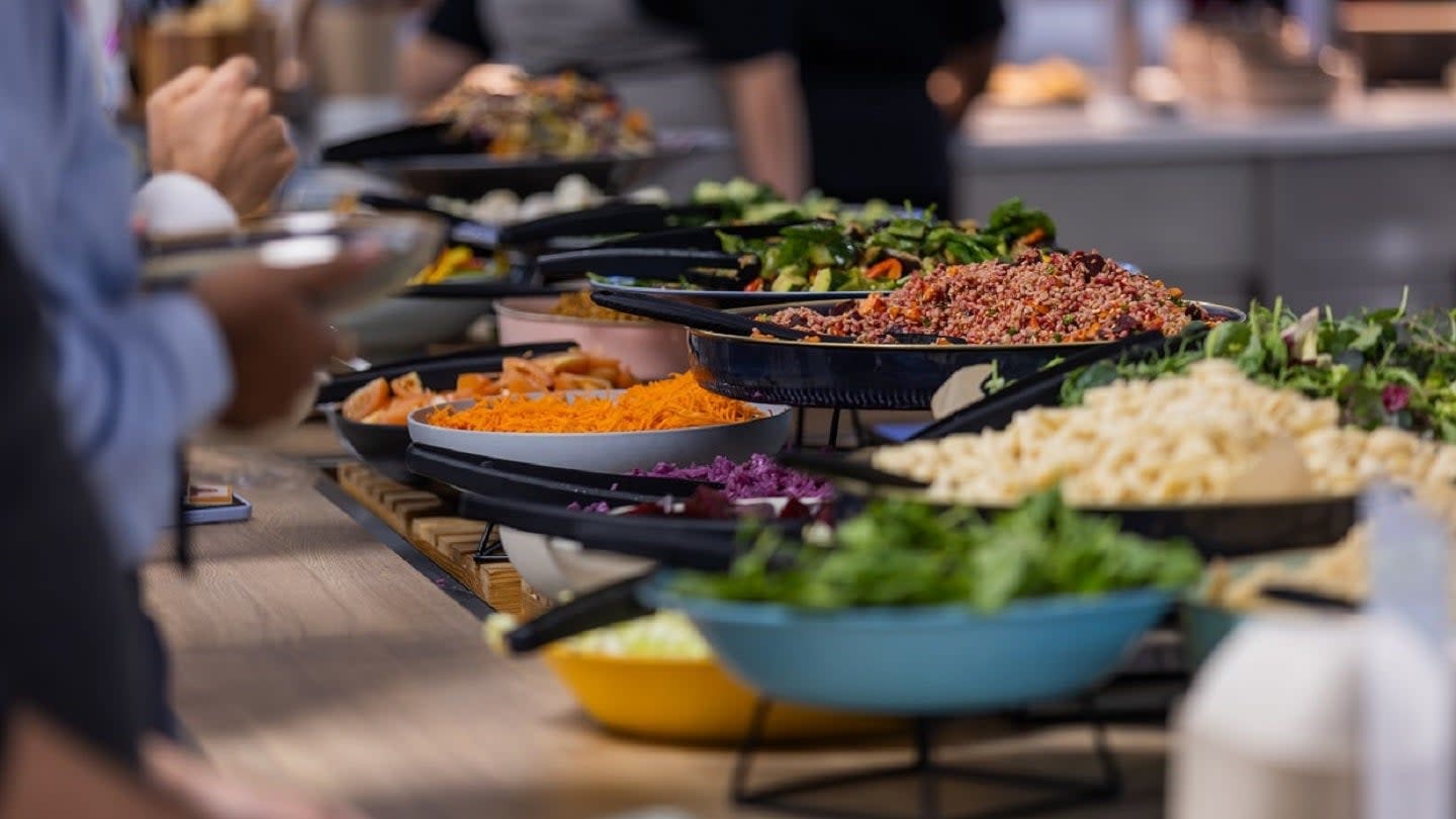 Sodexo dan EAT Bersama Mendorong Pola Makan Sehat dan Berkelanjutan