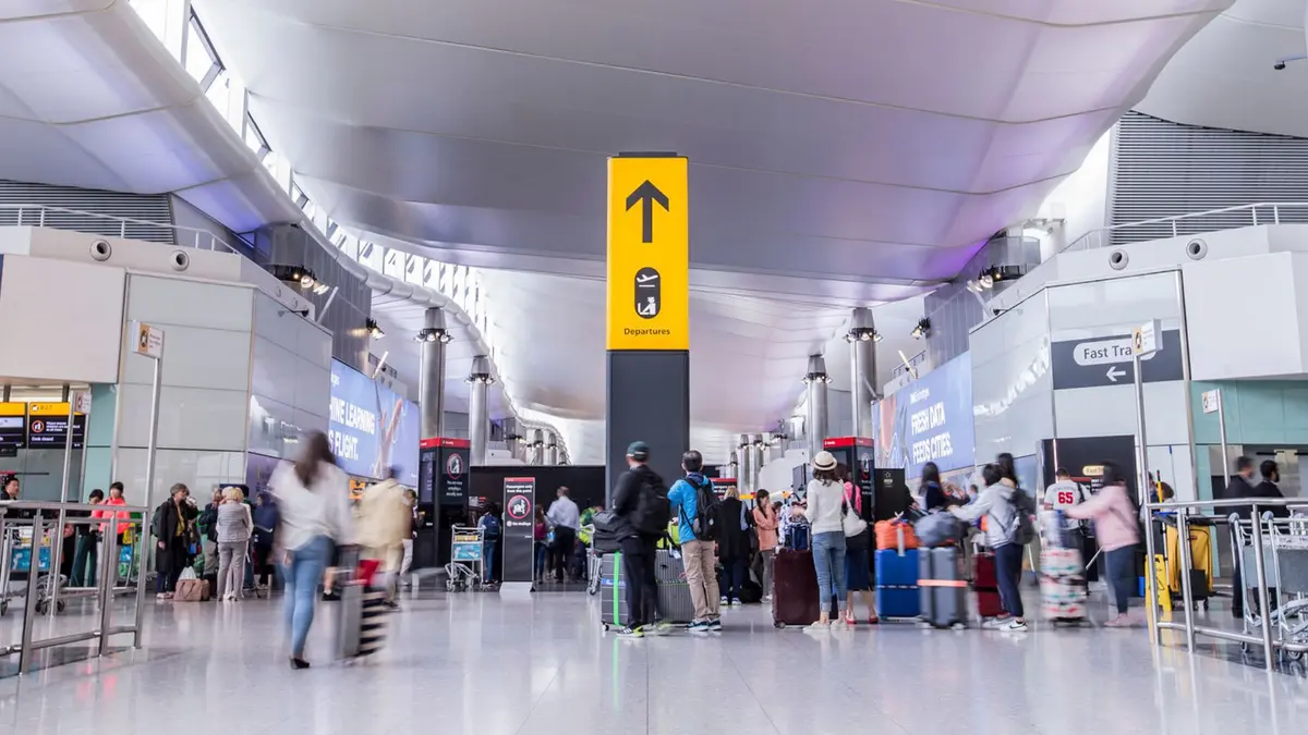 Evakuasi Terminal 4 Heathrow Karena Dugaan Bahan Berbahaya, Penumpang Diminta Waspada