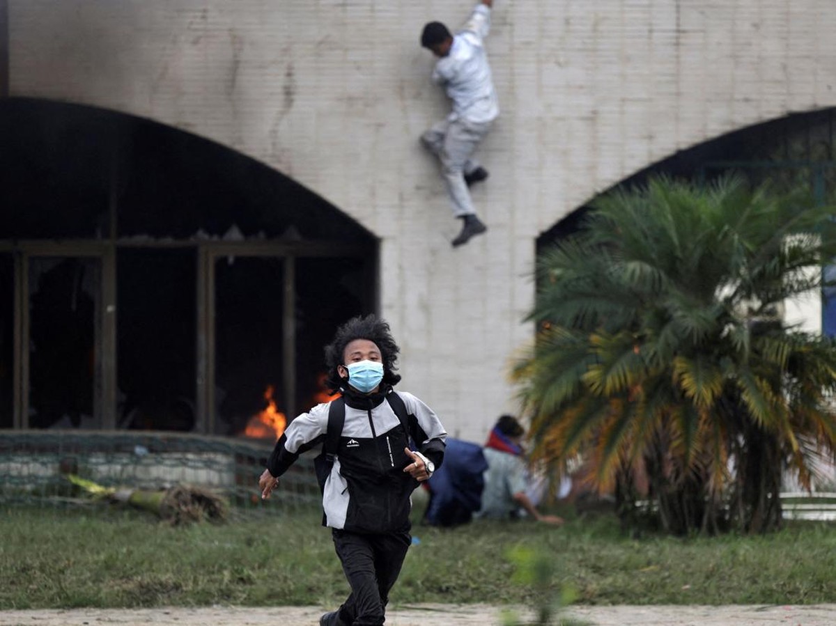 Kerusuhan Nepal: Protes Besar Pemblokiran Media Sosial dan Korupsi Memicu Krisis