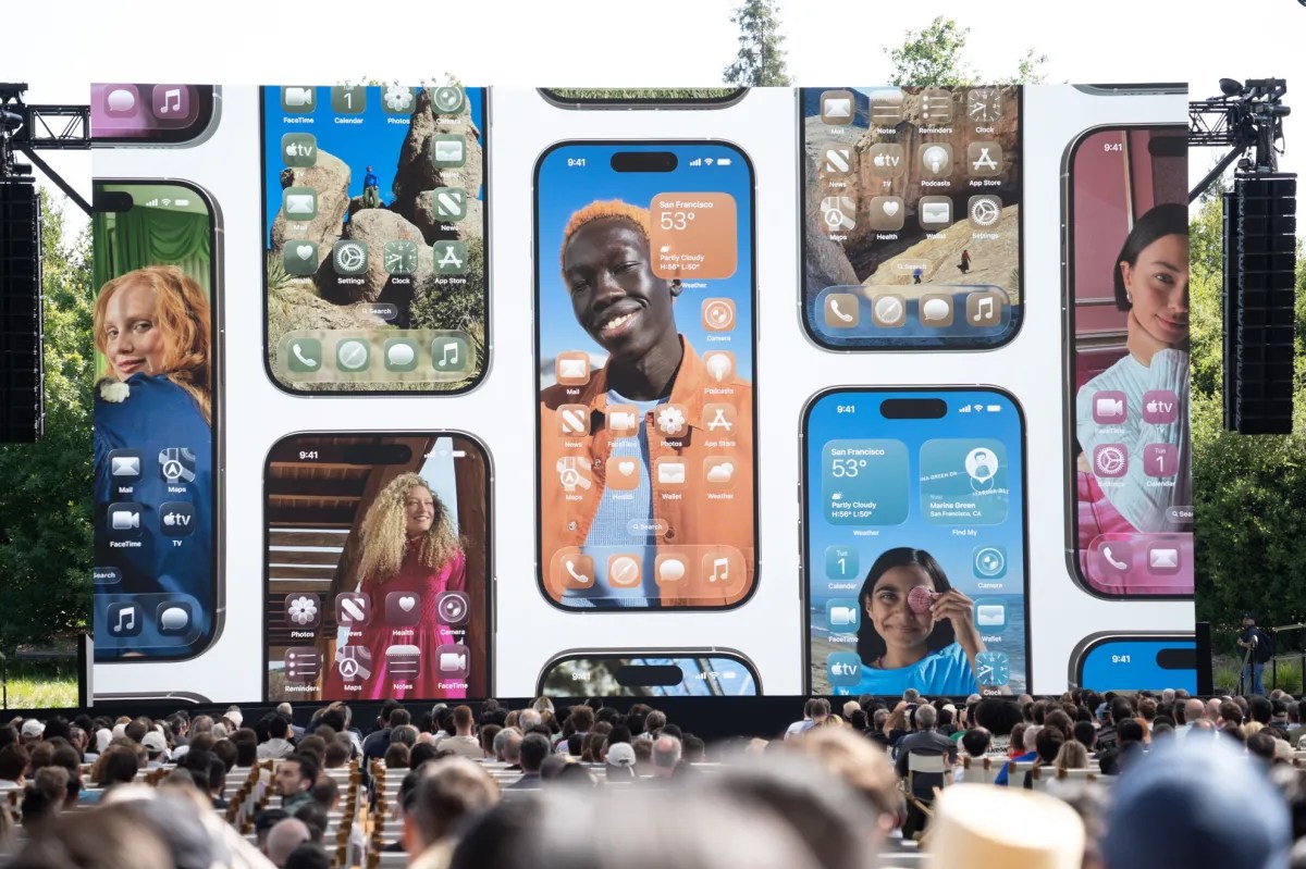 Apple Rilis iOS 26 dengan Desain Liquid Glass dan Fitur Baru