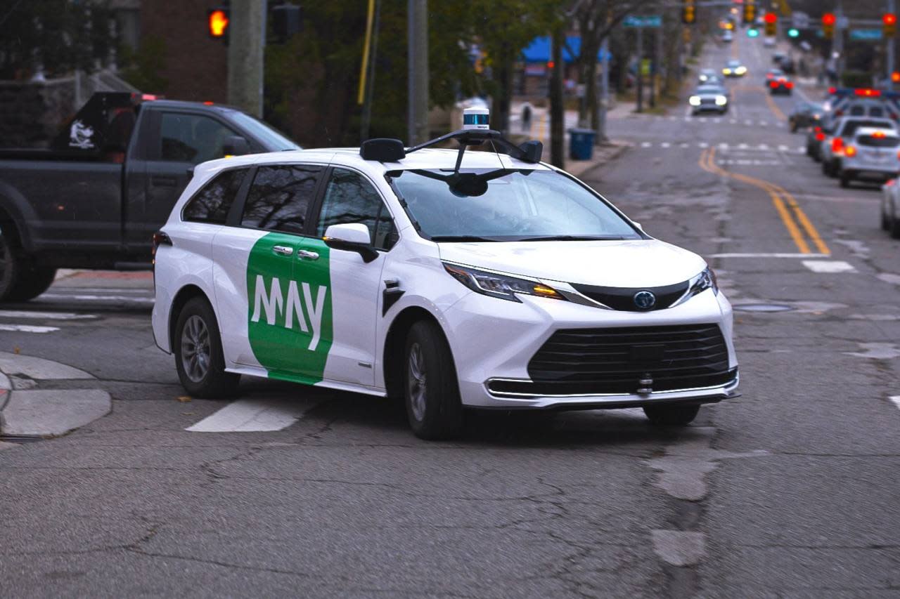 Persaingan Lyft dan Uber di Atlanta Menggunakan Mobil Otonom untuk Layanan Ride-Hailing