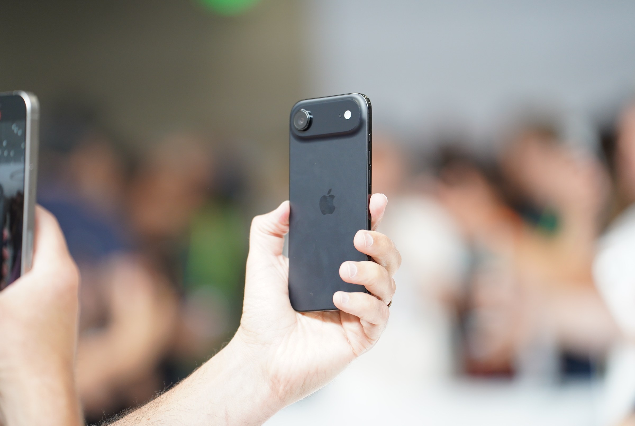 Perbandingan Lengkap iPhone 17 dan iPhone Air 2025: Mana yang Terbaik untuk Kamu?