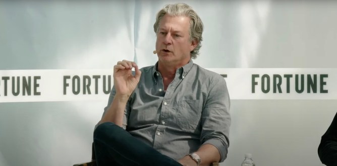 CEO People Inc. Tuduh Google Curangi Penerbit dengan Crawler AI