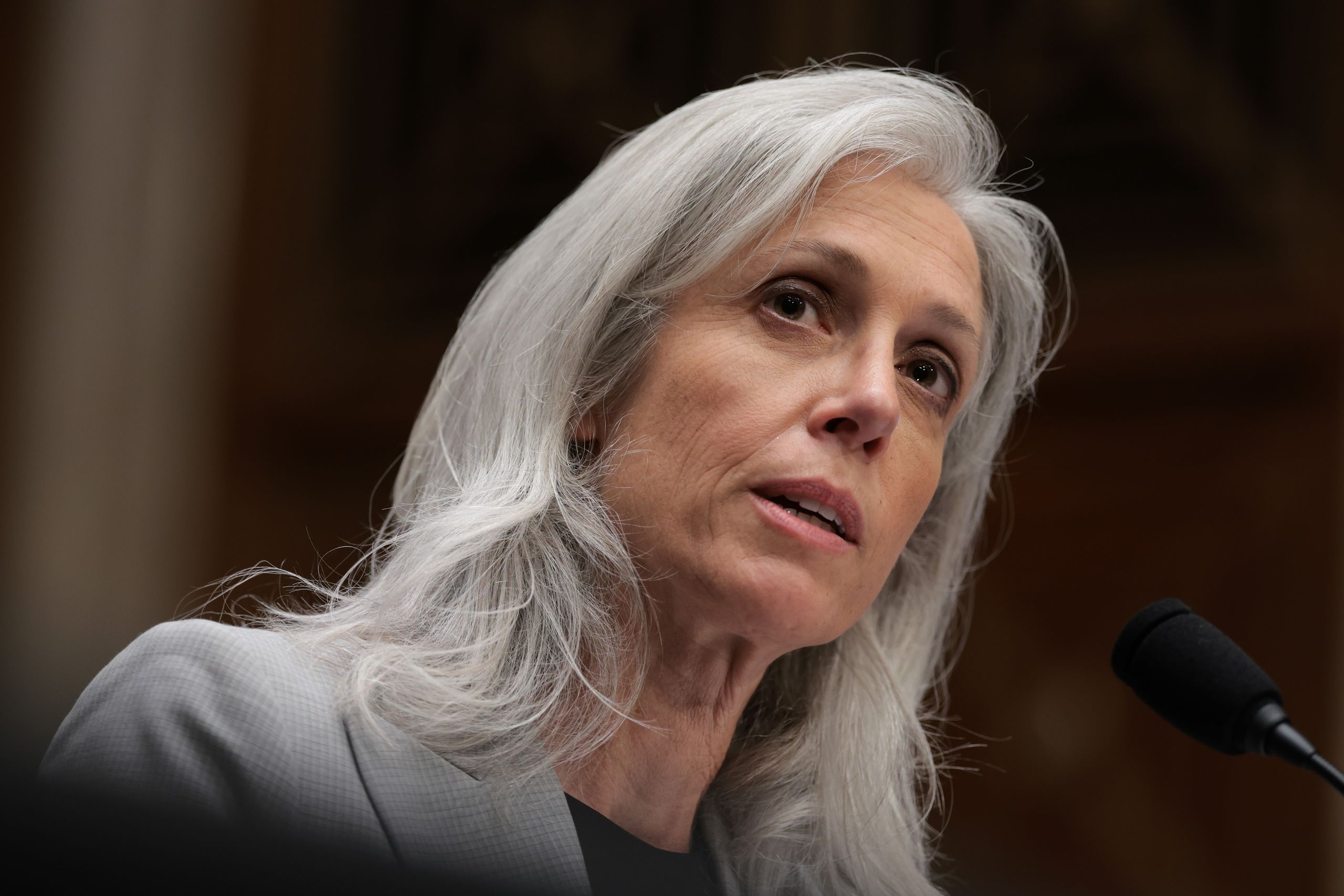 Krisis Kepemimpinan CDC: Dampak Tekanan Politik pada Kebijakan Vaksin dan Kepercayaan Publik