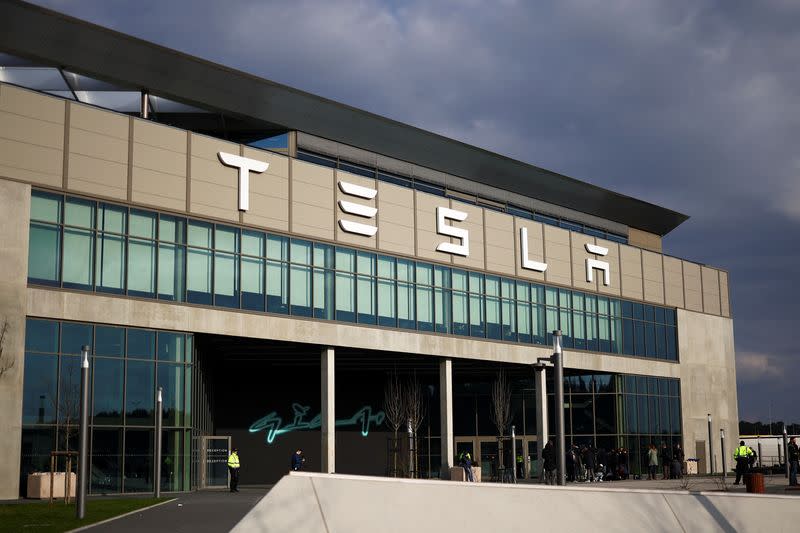 Tesla Tingkatkan Produksi Mobil Listrik di Jerman Meski Penjualan Turun