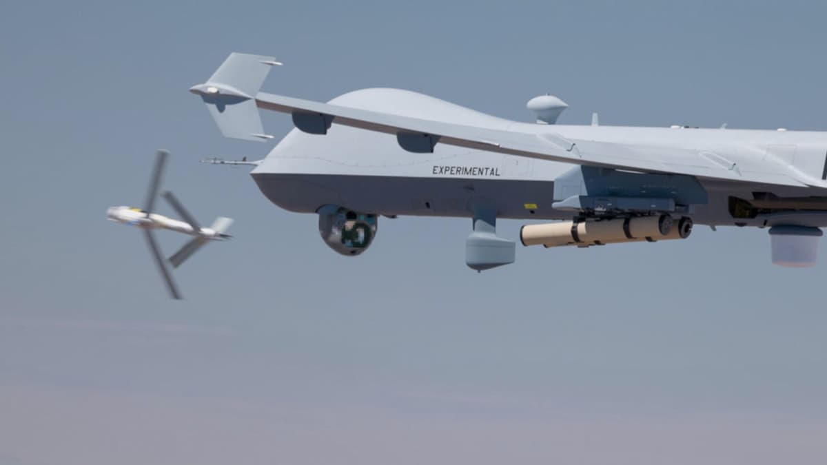 Drone Besar Meluncurkan Munisi Canggih, Tingkatkan Keunggulan Militer