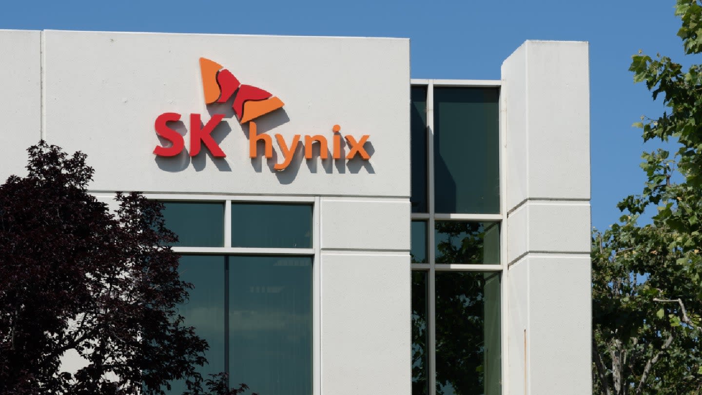 SK hynix Luncurkan HBM4: Memori Super Cepat untuk Masa Depan AI dan Data