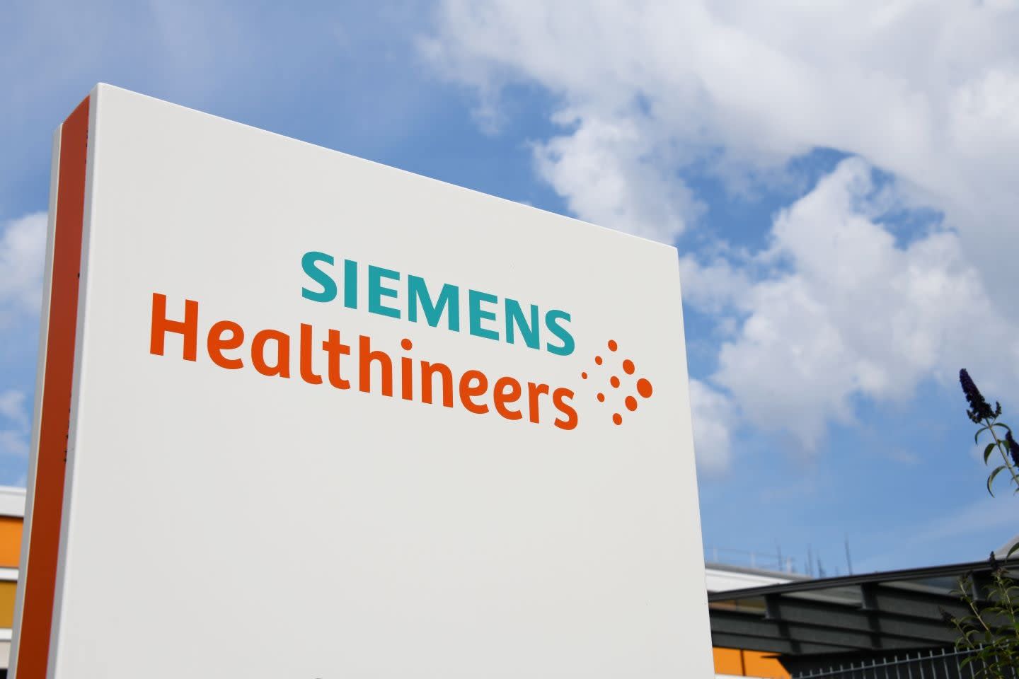 Siemens dan Cook Medical Kembangkan Suite Intervensi MRI Bebas Radiasi Pertama