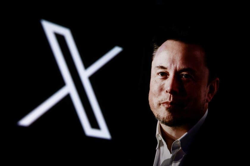 xAI Elon Musk PHK 500 Pekerja untuk Fokus pada Tutor AI Spesialis Chatbot Grok