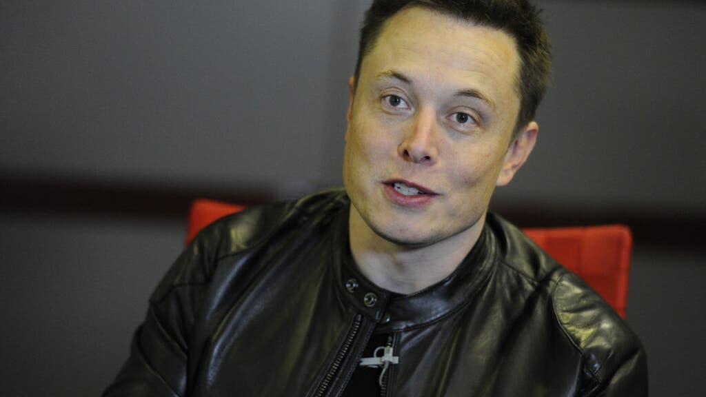 Elon Musk Pulihkan Kekayaan Setelah Saham Tesla Naik Drastis