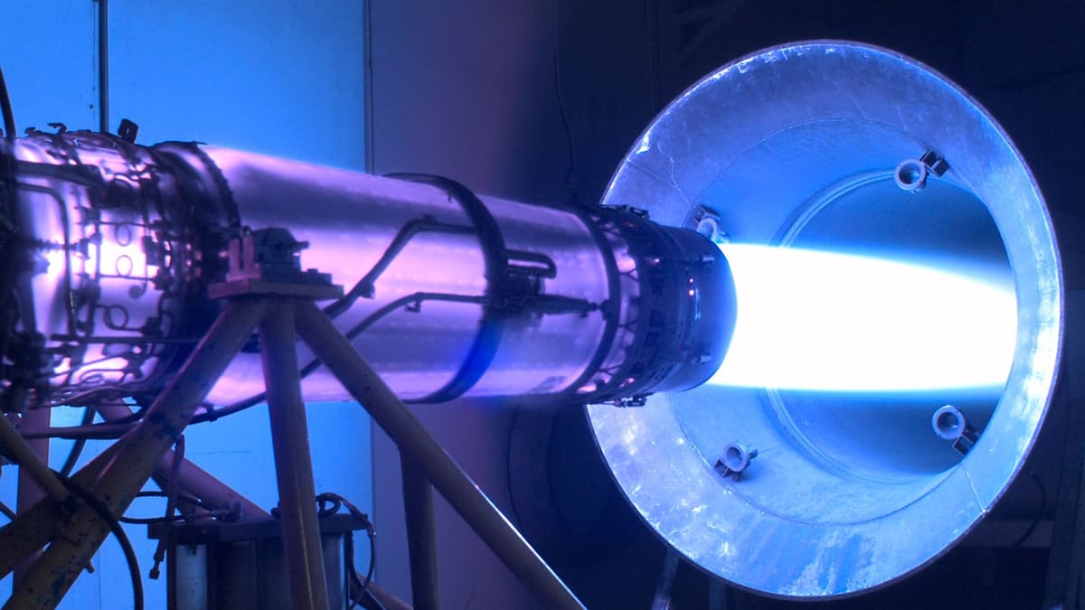 Sistem Plasma Inovatif Bersihkan Sampah Antariksa Tanpa Kontak Fisik