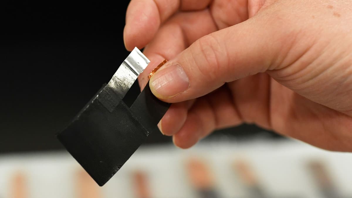 Terobosan Baterai Natrium All-Solid-State Tahan Suhu Rendah dan Efisien