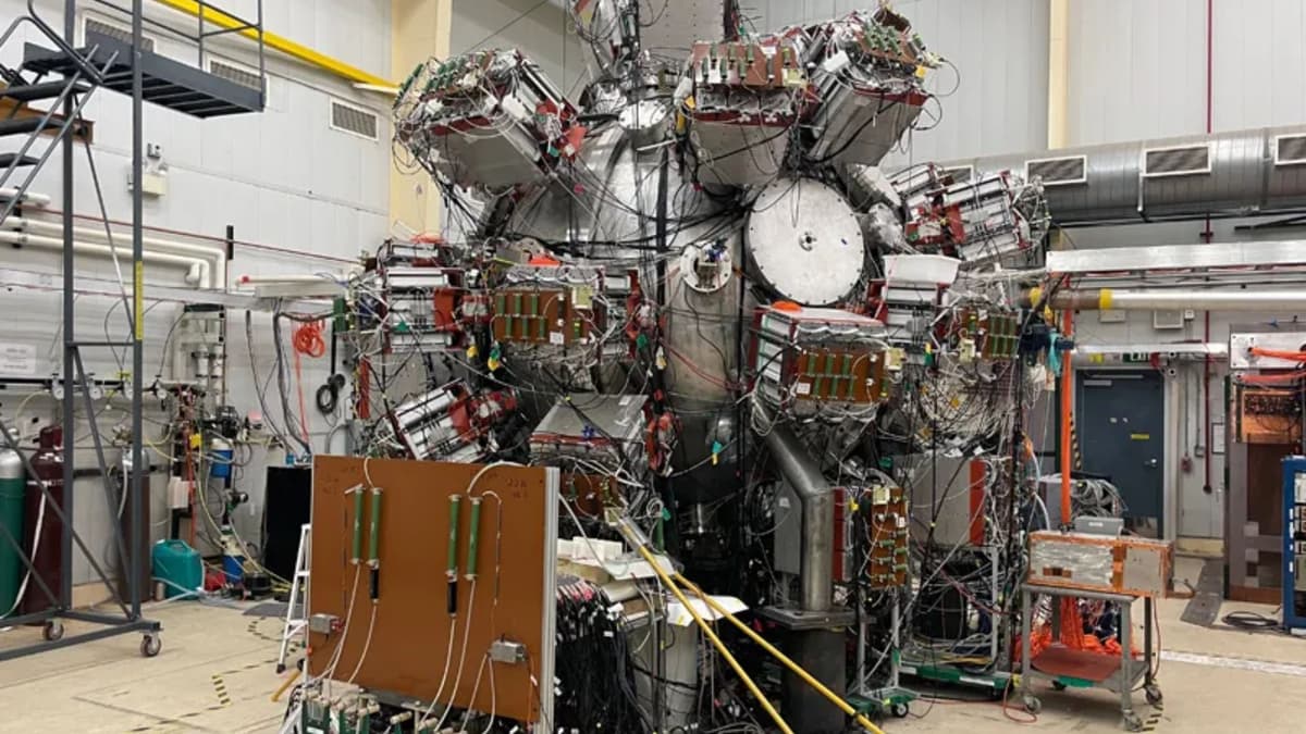 PLX Dari Los Alamos: Terobosan Energi Fusi yang Lebih Murah dan Kecil