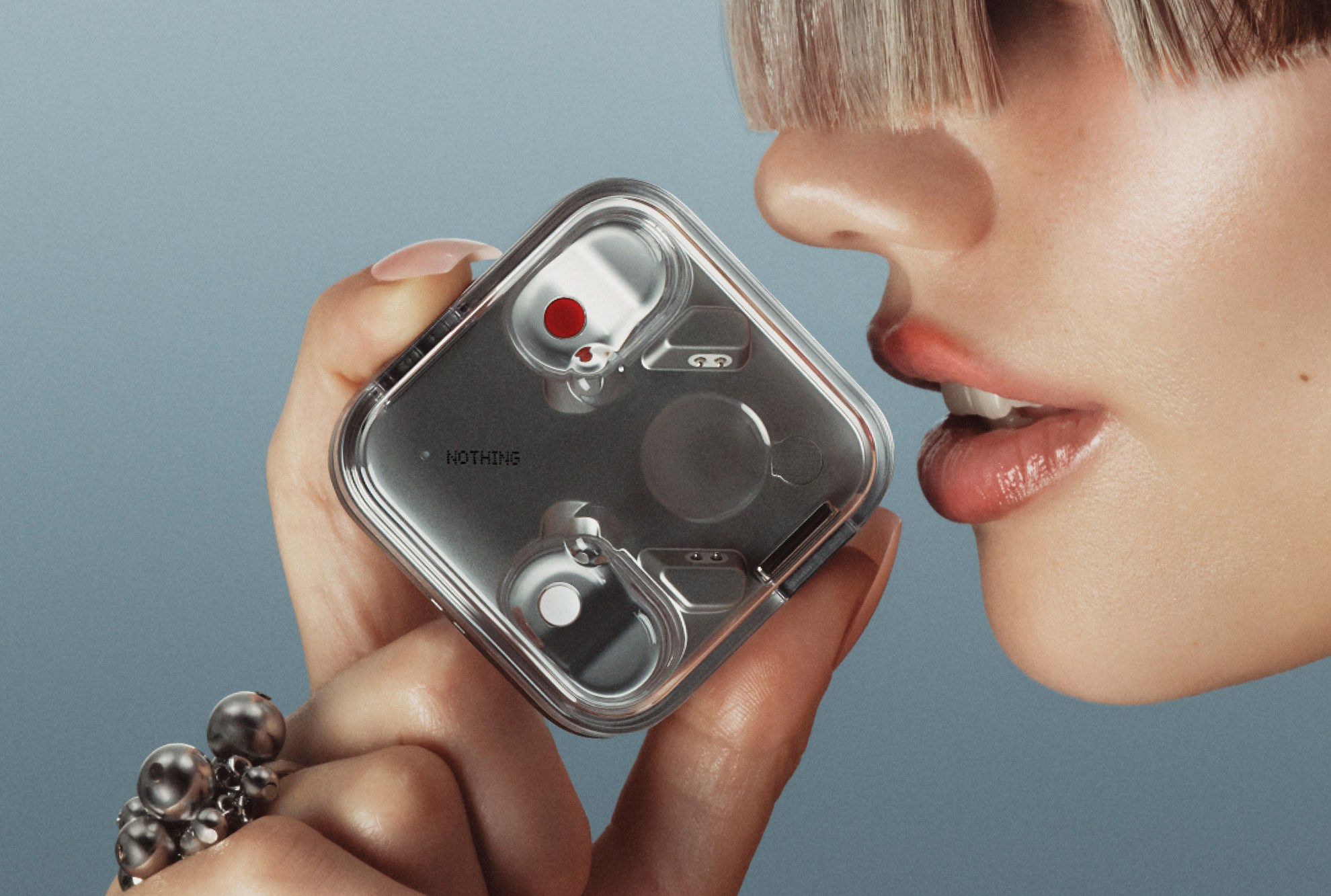 Earbud Nothing Ear 3 Punya Mikrofon di Casing untuk Panggilan Lebih Jernih