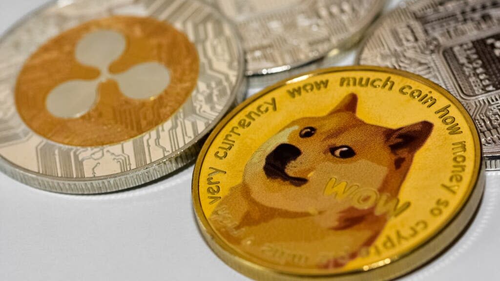 ETF Dogecoin & XRP Meledak Usai SEC Terapkan Aturan Baru Jadi Lebih Cepat