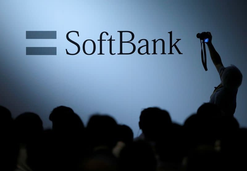 SoftBank Pangkas Tim Vision Fund Demi Taruhan Besar di Kecerdasan Buatan