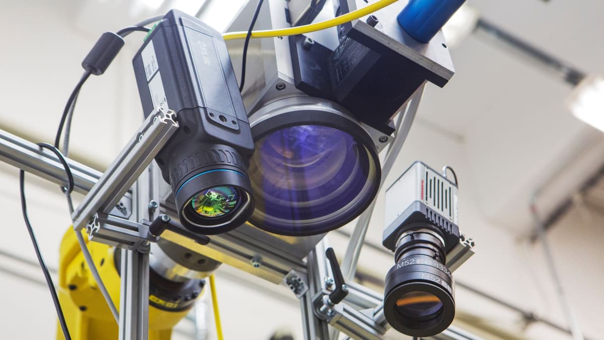 Terobosan Kamera Mid-Infrared Tanpa Lensa dengan Gambar Tajam dan Lebar