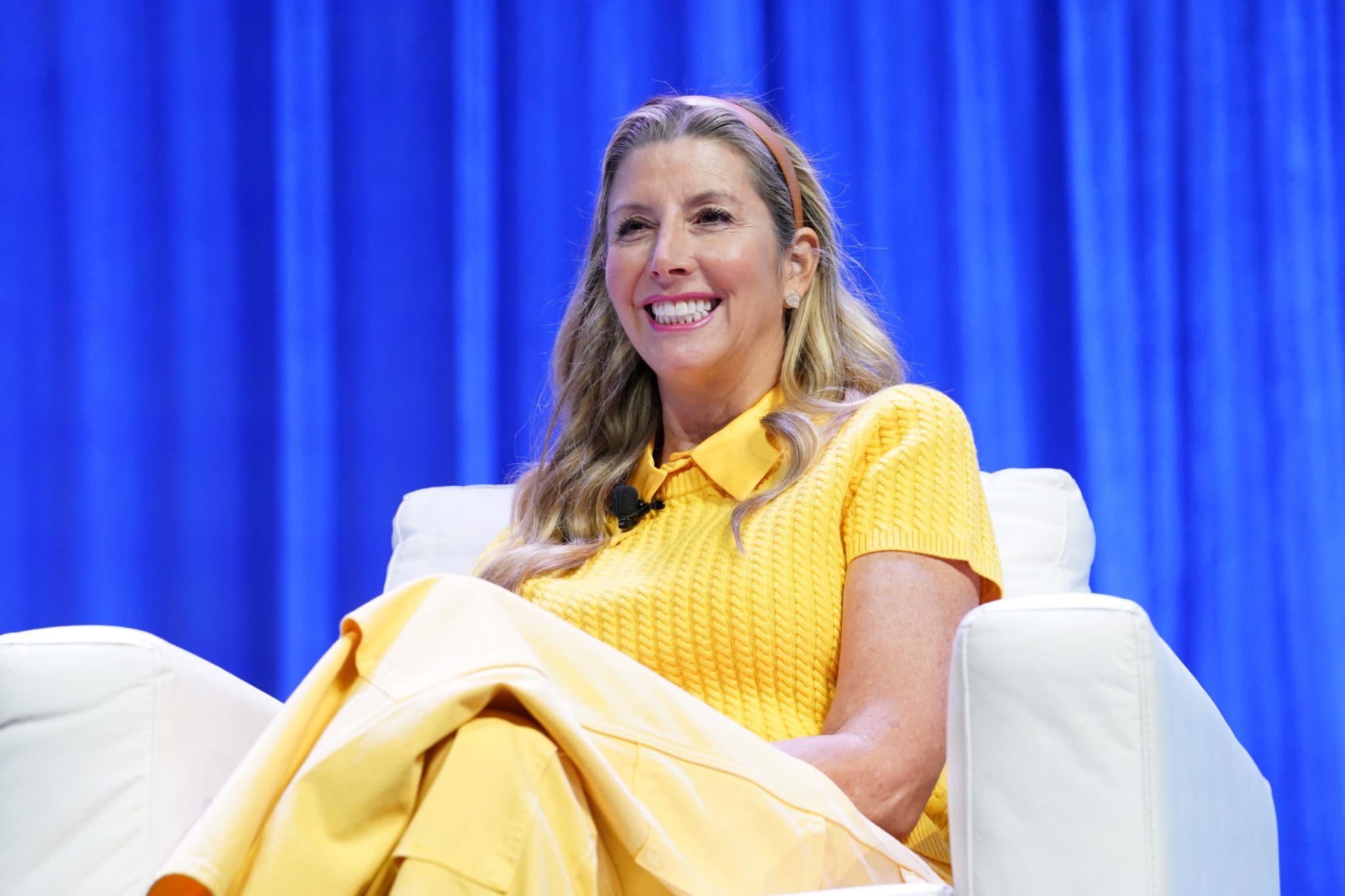 Dari Penjual Mesin Faks ke Miliarder: Kisah Sukses Sara Blakely dan Spanx