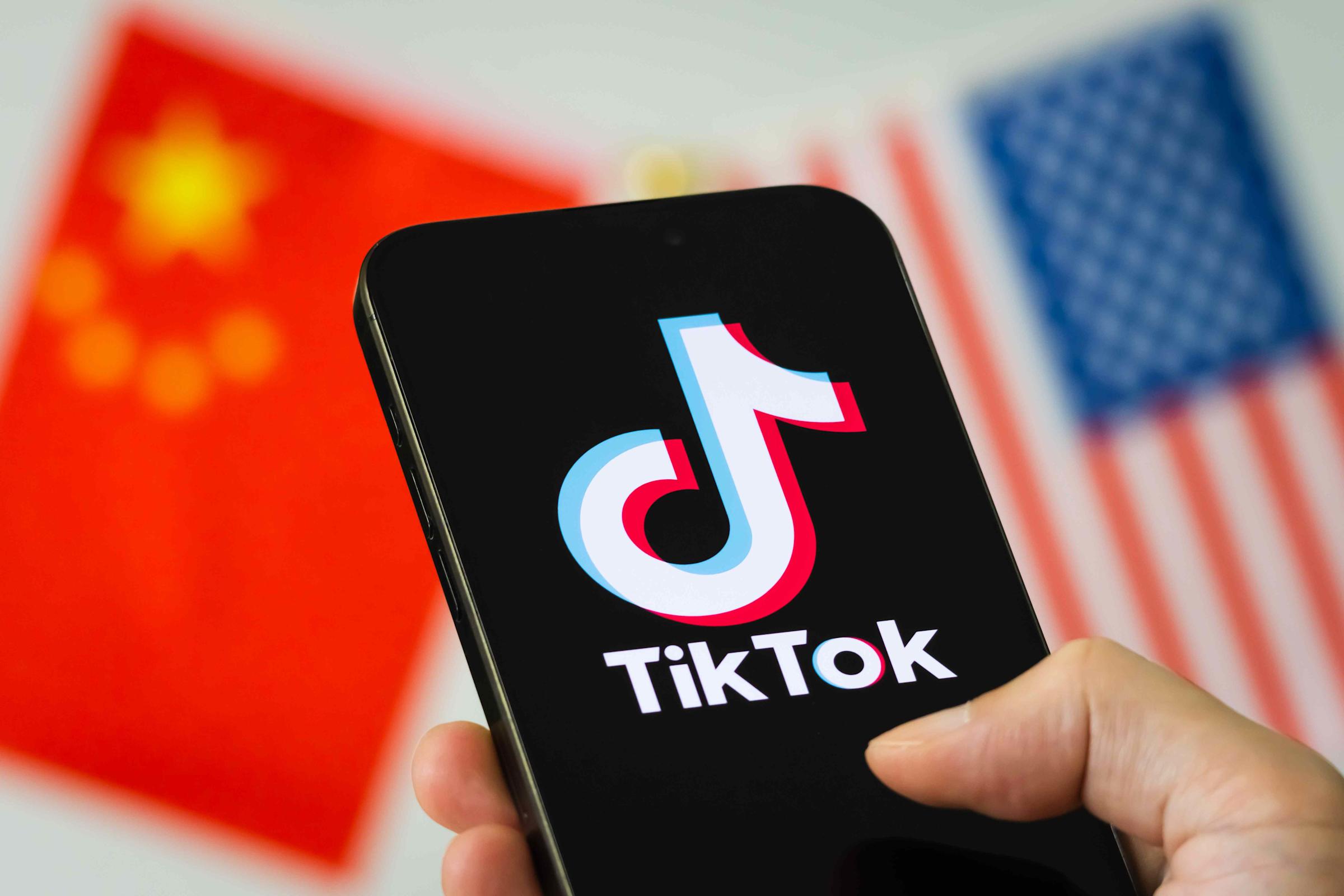 Donald Trump Sebut Tokoh Besar AS Terlibat dalam Beli TikTok untuk Jaga Keamanan