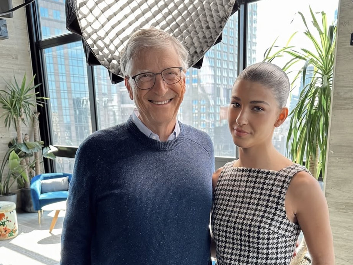 Phoebe Gates Luncurkan Phia, Aplikasi Bandingkan Harga Fashion Online