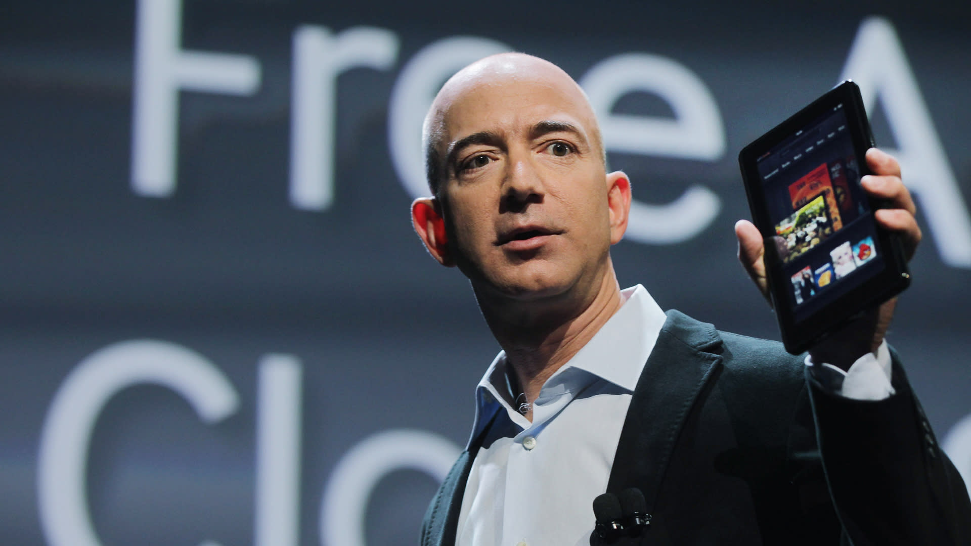 Jeff Bezos dan Investasi Besarnya di Startup AI dan Robotika Masa Depan - image 1