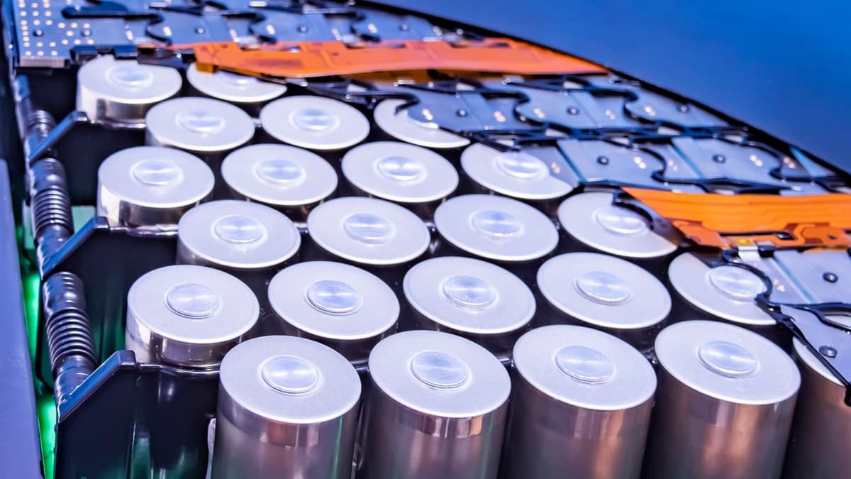 Terobosan Baru Baterai Solid-State dan Daur Ulang Lithium untuk Masa Depan Energi - image 1