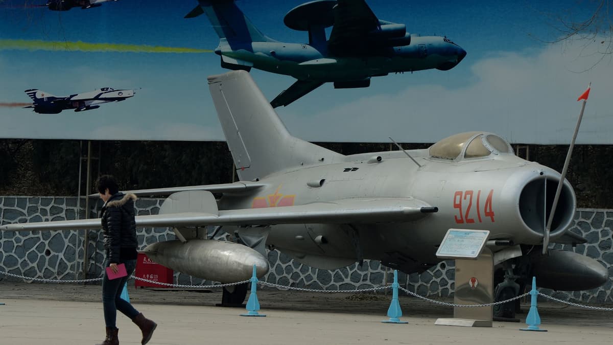 Tiongkok Ubah Jet Tempur Lama Jadi Drone Supersonik untuk Serang Taiwan - image 1