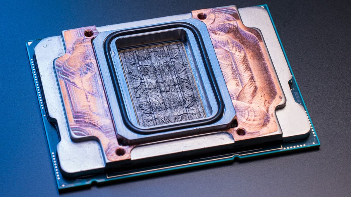 Microsoft Hadirkan Teknologi Pendinginan Microfluidics Revolusioner untuk Chip AI - image 1