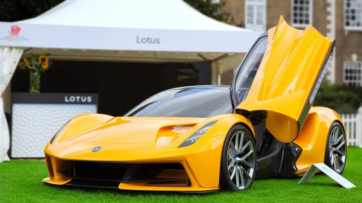 10 Mesin Mobil Terkuat 2025: Era Baru Performa Mesin Listrik dan Hibrida