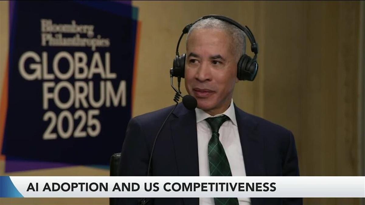 Charles Phillips Bahas Lanskap Investasi dan Persaingan Global di Bloomberg