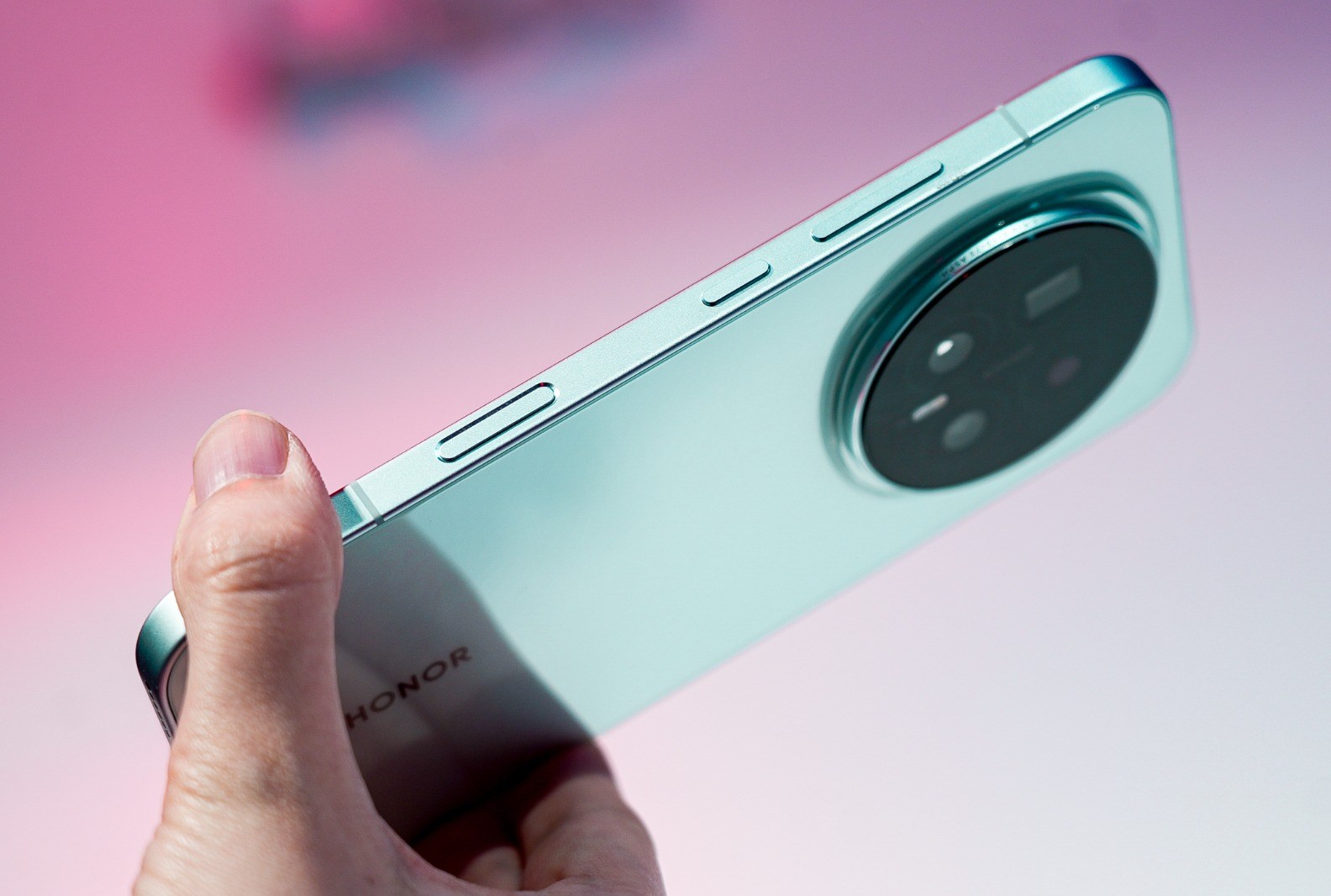 Honor Magic 8 Pro Hadir dengan Tombol AI dan Kamera 200MP Canggih