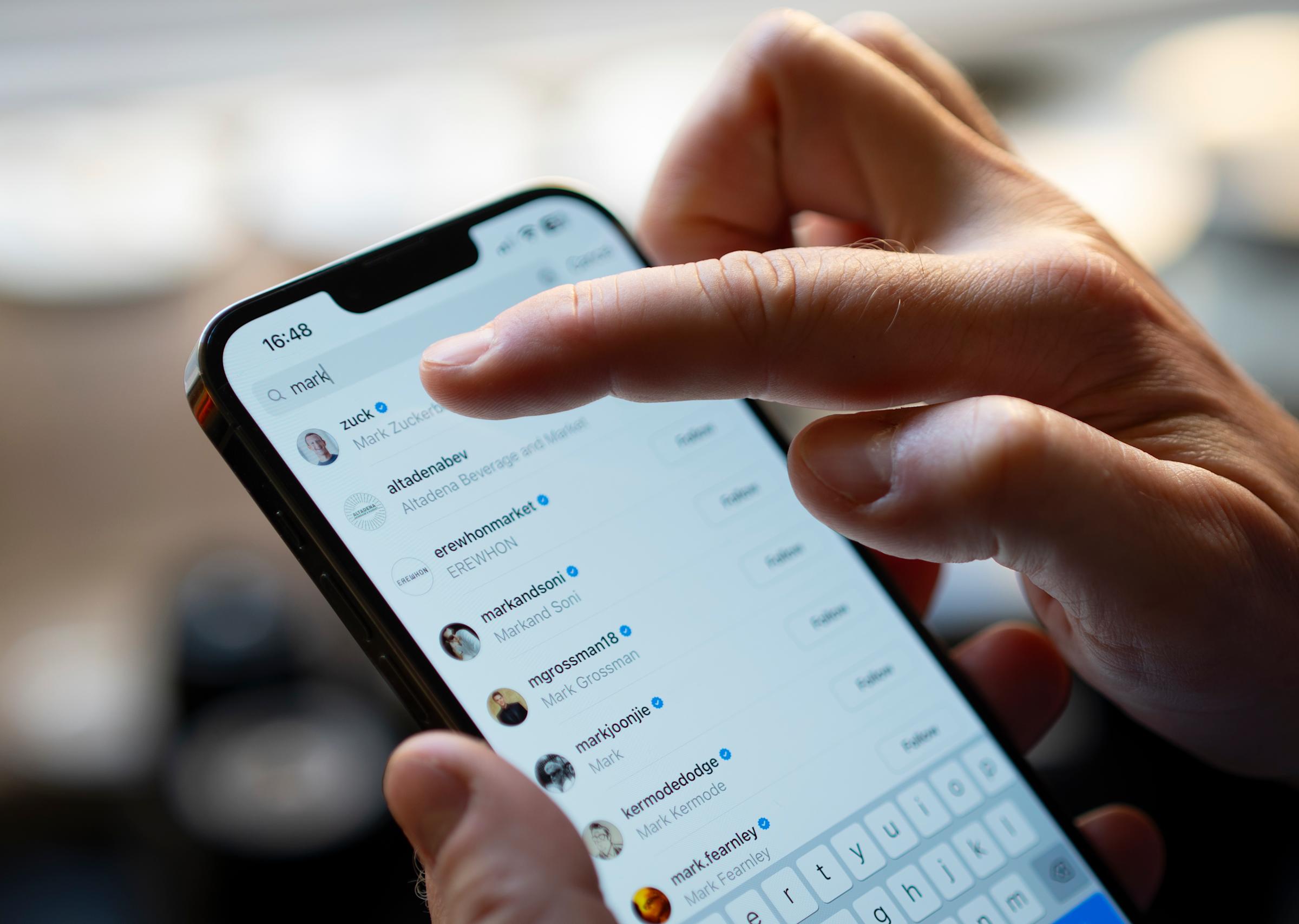 Instagram dan Threads Hadirkan Fitur Baru untuk Kontrol Algoritma Feed Pengguna