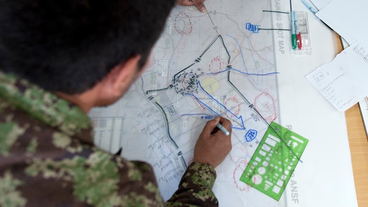 Perang Tidak Datang Tiba-Tiba: Rahasia Mobilisasi dan Logistik Militer