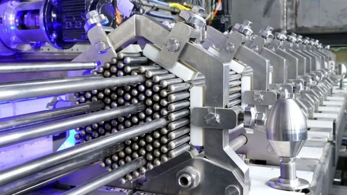 Rusia Kembangkan Sistem Nuklir Siklus Bahan Bakar Tertutup Pertama di Dunia