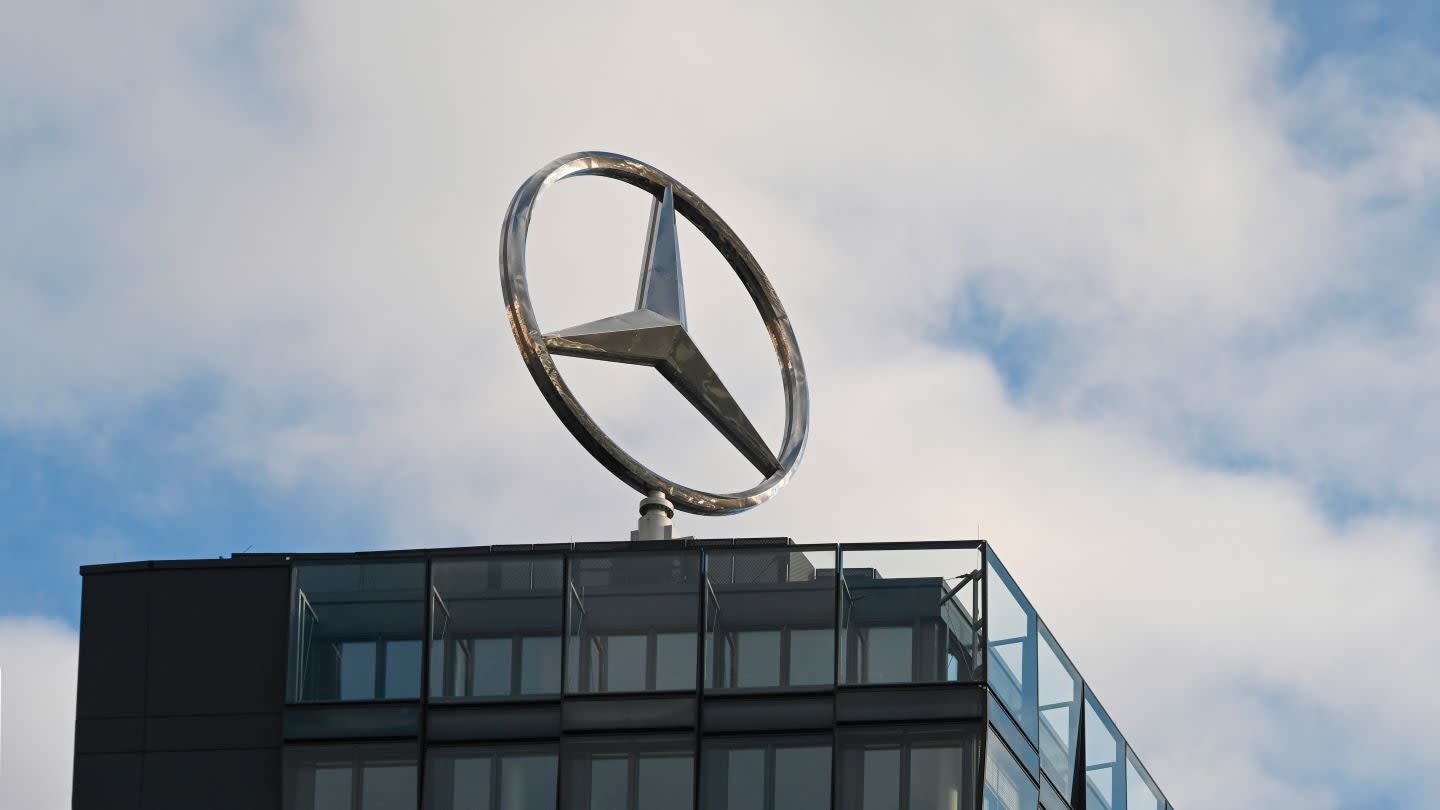 Mercedes-Benz dan ByteDance Kembangkan Mobil Pintar dengan AI Canggih di China