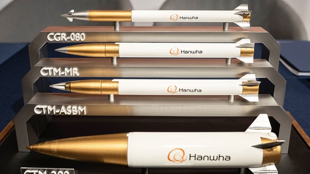 Kolaborasi BAE Systems dan Hanwha Aerospace Kembangkan GPS Anti-Jamming untuk Senjata Presisi