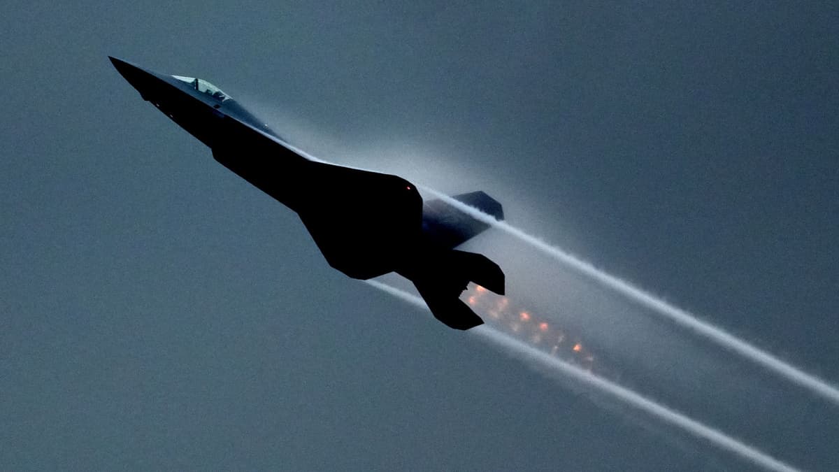 China Kenalkan Jet Tempur Siluman J-35, Senjata Rahasia di Kapal Induk Baru