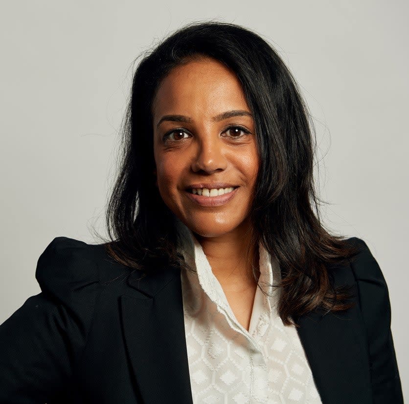 Tantangan Infrastruktur Pengisian EV di Inggris dan Peluang Inovasi Masa Depan