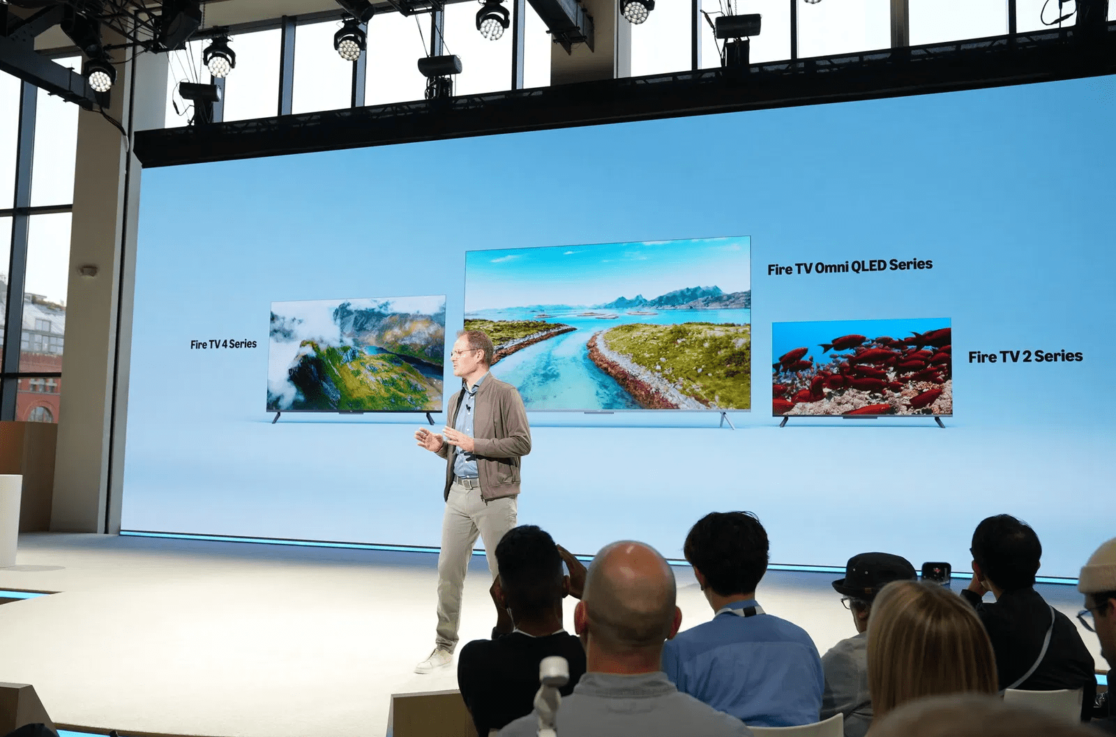 Amazon Luncurkan Fire TV Omni QLED dengan Alexa Plus yang Lebih Pintar